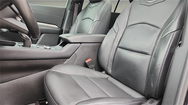 used 2023 Cadillac XT4 car, priced at $25,991