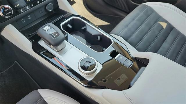 new 2025 Mitsubishi Outlander car, priced at $31,595