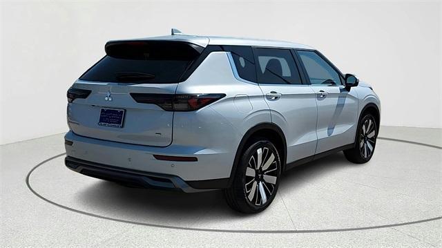 new 2025 Mitsubishi Outlander car, priced at $33,095
