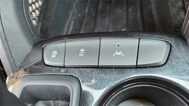 used 2023 Chevrolet TrailBlazer car, priced at $17,991