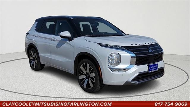 new 2025 Mitsubishi Outlander car, priced at $38,195