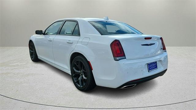 used 2022 Chrysler 300 car, priced at $24,832