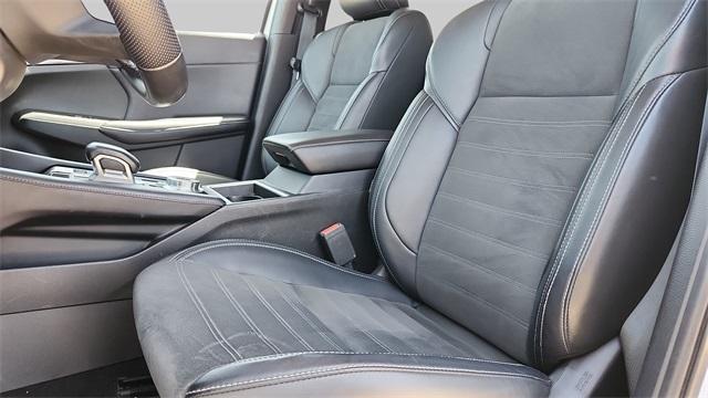 used 2023 Mitsubishi Outlander PHEV car, priced at $26,991