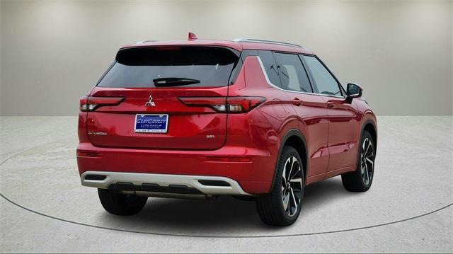 new 2024 Mitsubishi Outlander car, priced at $28,200