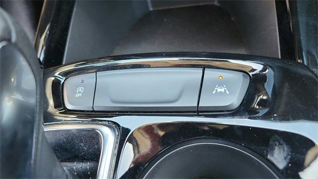 used 2024 Chevrolet Trax car, priced at $22,991