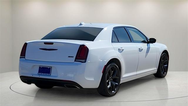 used 2022 Chrysler 300 car, priced at $20,991