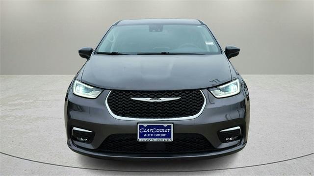 used 2023 Chrysler Pacifica Hybrid car, priced at $25,491