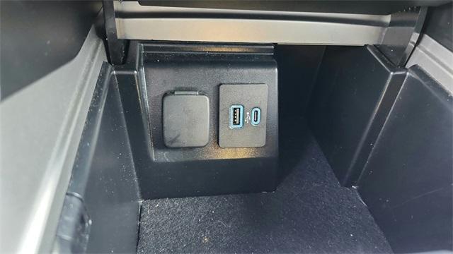 used 2024 Ford Explorer car, priced at $29,495
