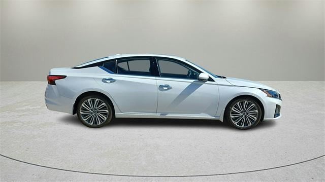 used 2023 Nissan Altima car, priced at $24,991