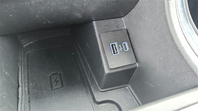 used 2022 Ford Edge car, priced at $22,991