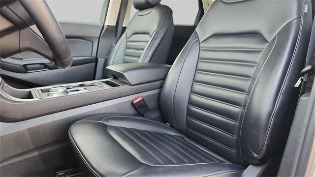 used 2024 Ford Edge car, priced at $21,991