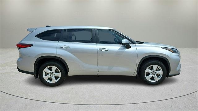 used 2023 Toyota Highlander car, priced at $33,991