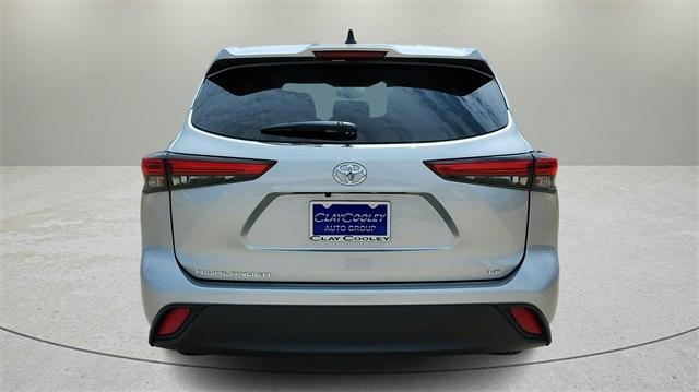 used 2023 Toyota Highlander car, priced at $33,991