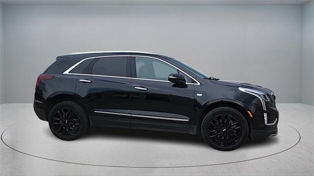 used 2022 Cadillac XT5 car, priced at $29,991