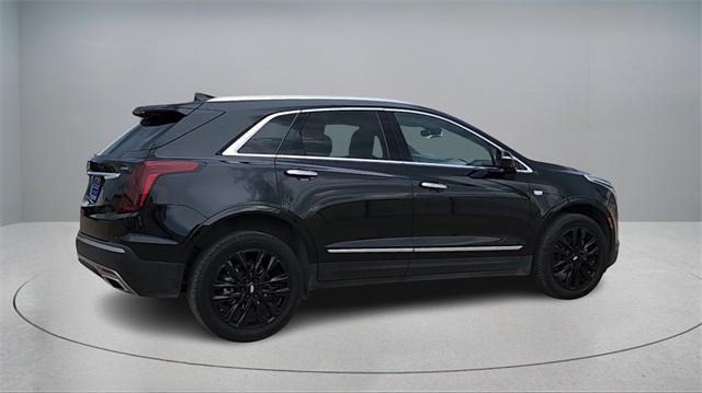 used 2022 Cadillac XT5 car, priced at $29,991