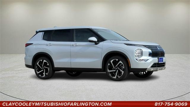 used 2023 Mitsubishi Outlander car, priced at $24,991