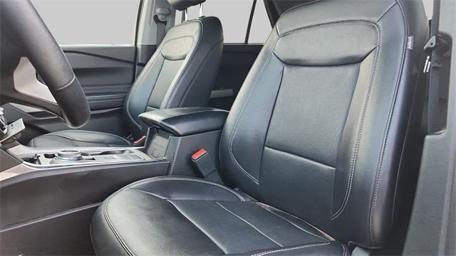 used 2023 Ford Explorer car