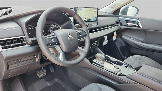 new 2025 Mitsubishi Outlander car, priced at $39,260