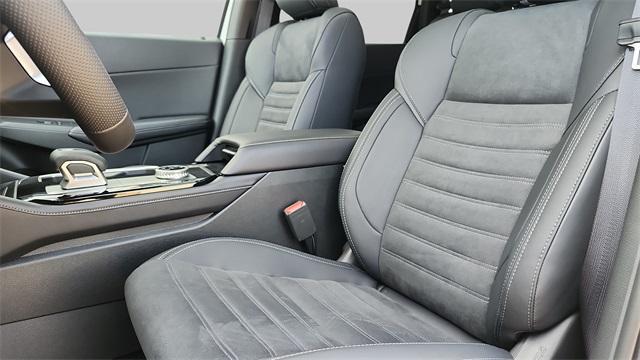 new 2025 Mitsubishi Outlander car, priced at $39,260