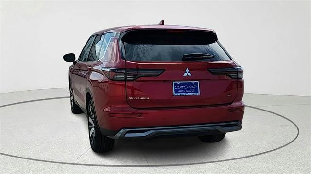 new 2025 Mitsubishi Outlander car, priced at $31,595