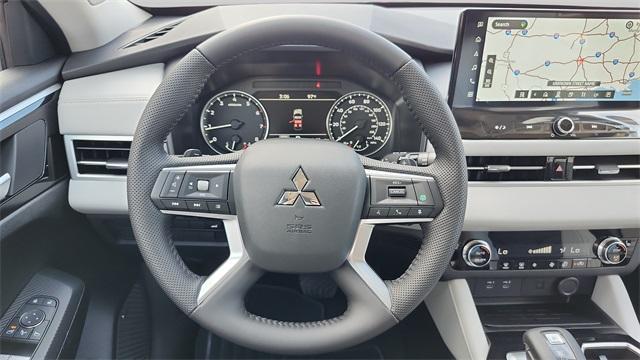 new 2025 Mitsubishi Outlander car, priced at $31,595