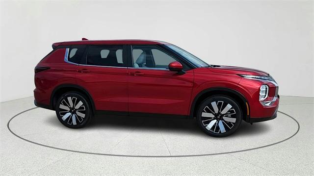 new 2025 Mitsubishi Outlander car, priced at $31,595