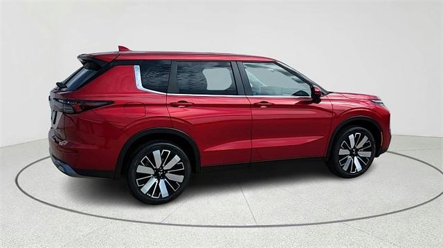 new 2025 Mitsubishi Outlander car, priced at $31,595
