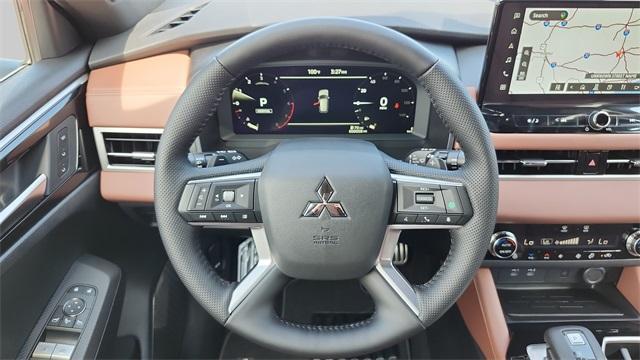 new 2025 Mitsubishi Outlander car, priced at $38,025