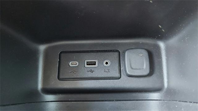 used 2022 Chevrolet Equinox car, priced at $20,991
