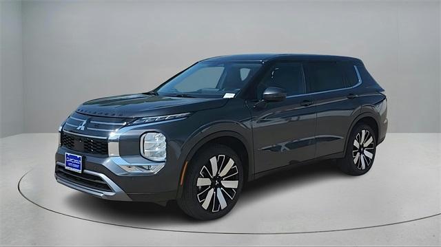 new 2025 Mitsubishi Outlander car, priced at $29,375