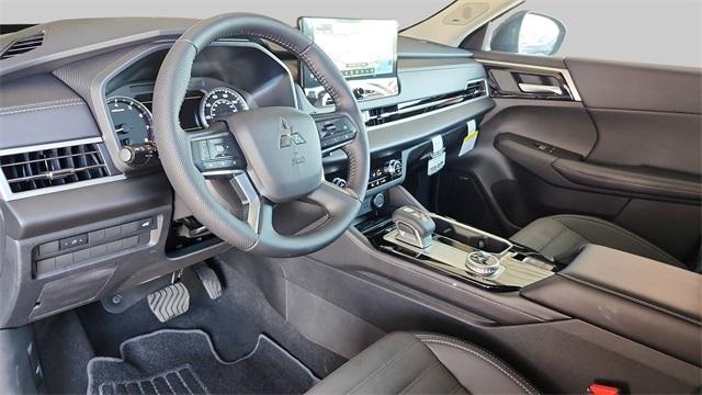 new 2025 Mitsubishi Outlander car, priced at $29,375