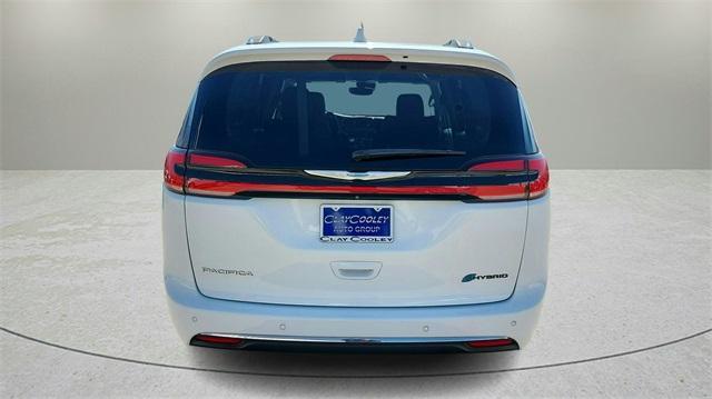 used 2021 Chrysler Pacifica Hybrid car, priced at $24,491