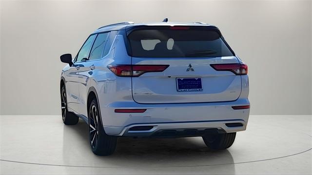 new 2024 Mitsubishi Outlander car, priced at $35,520