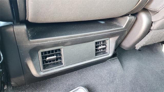 used 2022 Chevrolet Silverado 1500 car, priced at $30,991