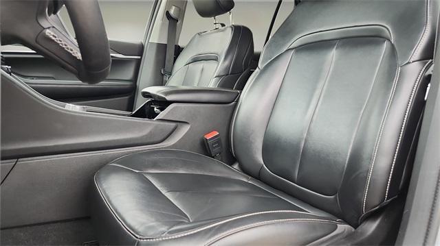 used 2021 Jeep Grand Cherokee L car, priced at $28,991
