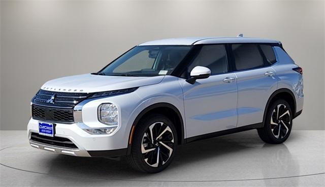 new 2024 Mitsubishi Outlander car, priced at $33,375