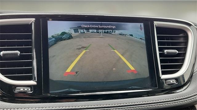 used 2023 Chrysler Pacifica Hybrid car, priced at $24,991