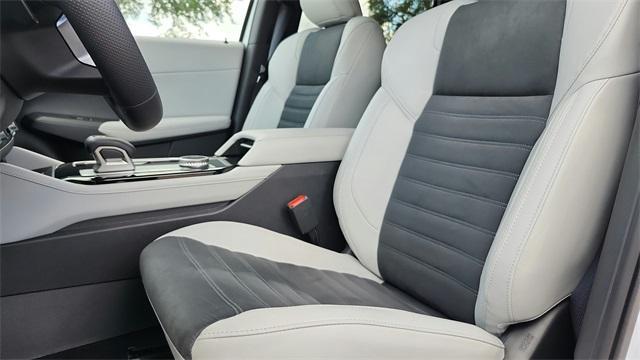 new 2025 Mitsubishi Outlander car, priced at $31,580