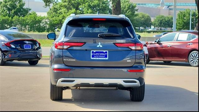 new 2024 Mitsubishi Outlander car, priced at $35,110