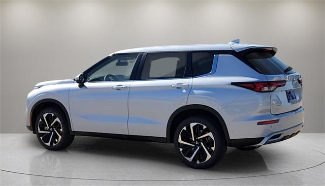 new 2024 Mitsubishi Outlander car, priced at $33,660