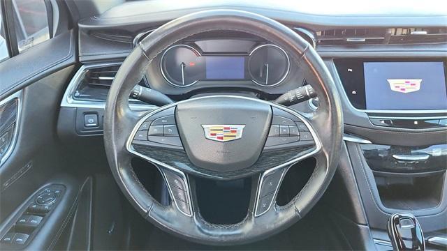 used 2021 Cadillac XT5 car, priced at $29,617