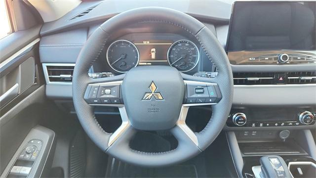 new 2025 Mitsubishi Outlander car, priced at $30,680