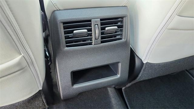 new 2025 Mitsubishi Outlander car, priced at $34,200