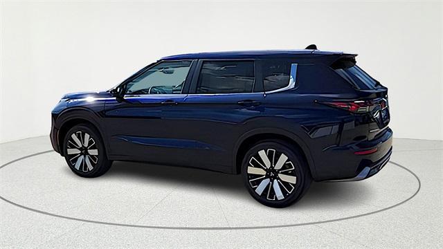 new 2025 Mitsubishi Outlander car, priced at $34,200
