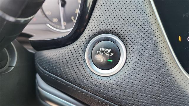 used 2021 Cadillac XT5 car, priced at $26,991