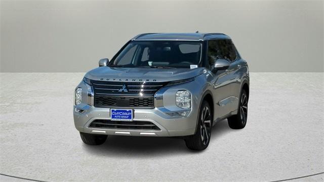 new 2024 Mitsubishi Outlander car, priced at $29,690