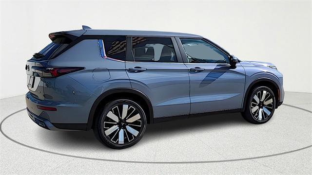 new 2025 Mitsubishi Outlander car, priced at $34,595