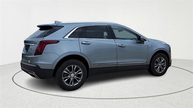used 2023 Cadillac XT5 car, priced at $27,991