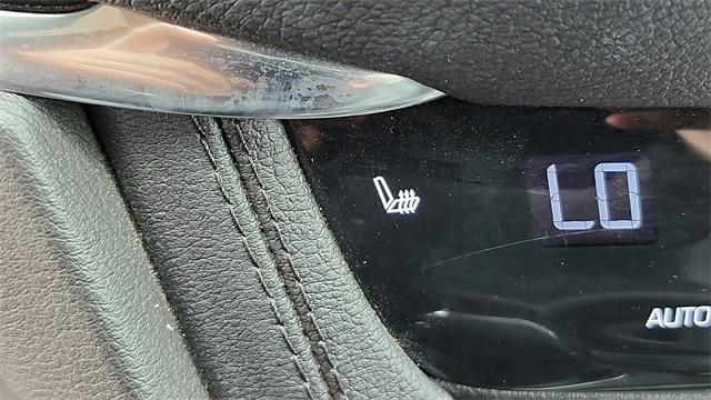 used 2023 Cadillac XT5 car, priced at $27,991