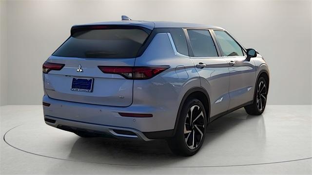 new 2024 Mitsubishi Outlander car, priced at $34,435